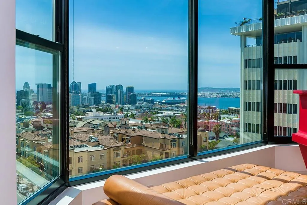https://cdn.realtyfeed.com/cdn/127/306113247/bef913d30c578d7feca88fc91b30a36b.webp