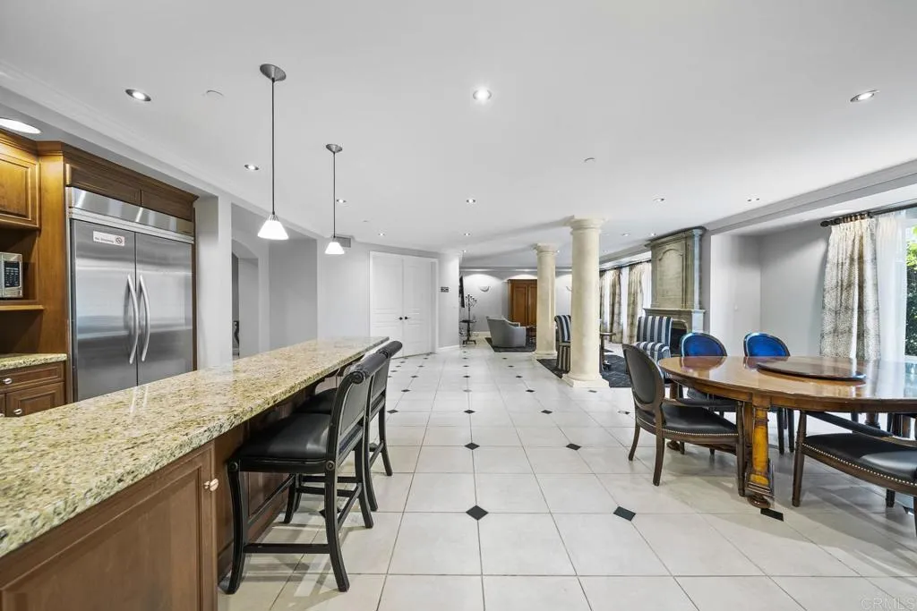 https://cdn.realtyfeed.com/cdn/127/306114442/c2274eaae56cfc60bbf0aa5856bccd52.webp