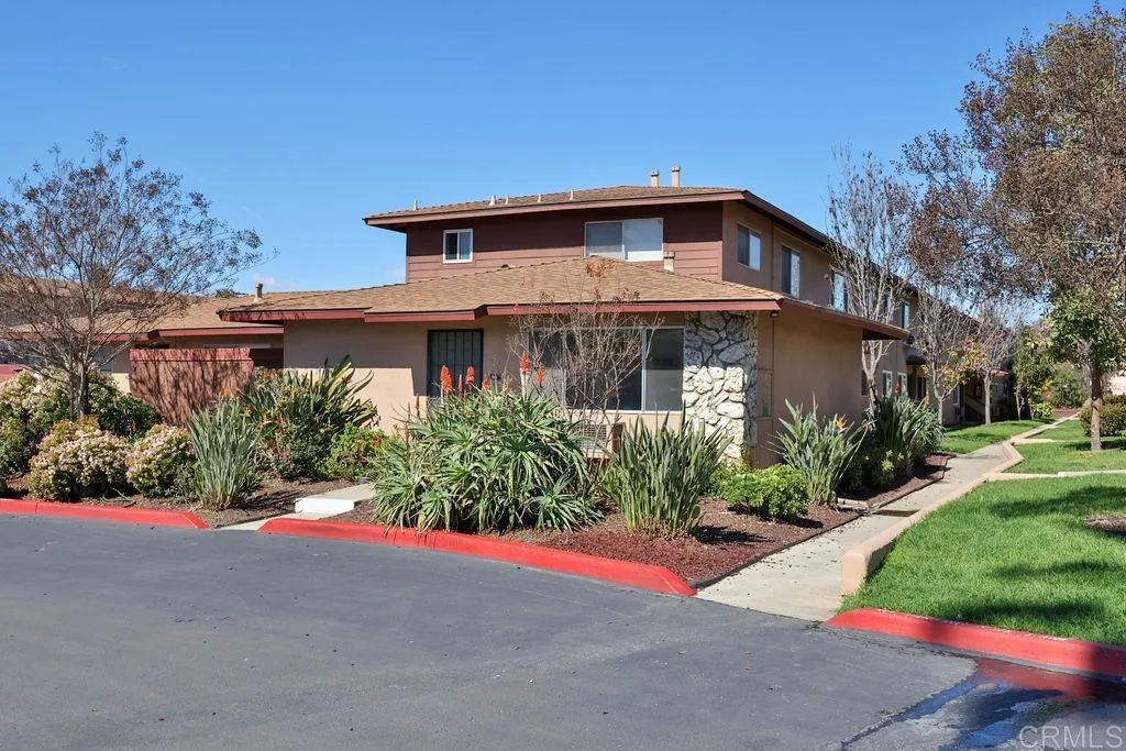 https://cdn.realtyfeed.com/cdn/127/306114757/763447dcf31521126f2e143f7a953ab3.webp