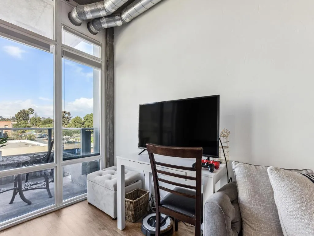 Photo #6: NDP2401719 Listing 