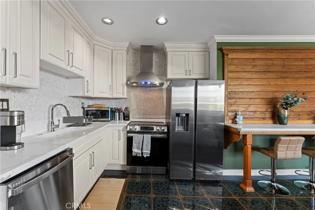 2525 E 19th Street Unit 24, Signal Hill, Ca 90755 - Photo 4 of 11, Signal Hill, CA