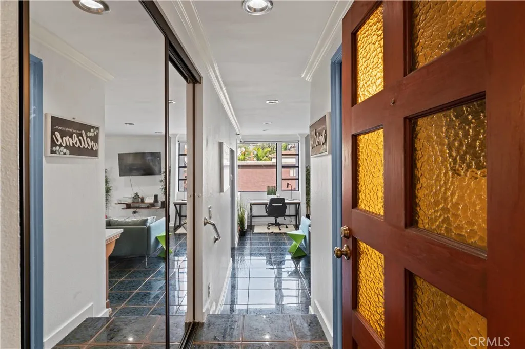 2525 E 19th Street Unit 24, Signal Hill, Ca 90755 - Photo 2 of 11, Signal Hill, CA