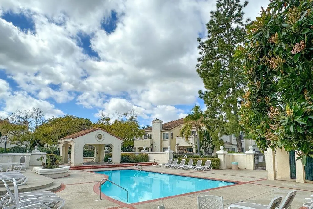 https://cdn.realtyfeed.com/cdn/127/306117051/1b5fcd860c51f6f446be57347342b02c.webp
