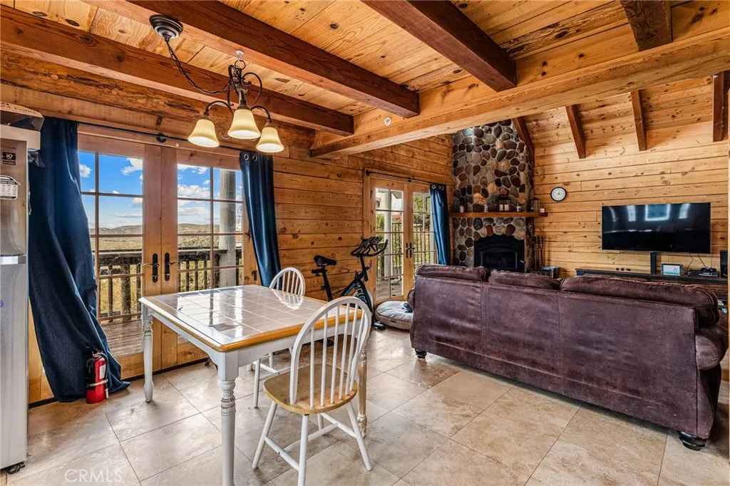 https://cdn.realtyfeed.com/cdn/127/306117788/9ae138562b359b5096b6d756f0542168.webp