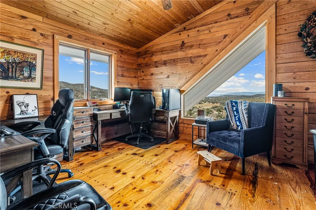 https://cdn.realtyfeed.com/cdn/127/306117788/b67c33a88e6550d0505942671ac77db1.webp