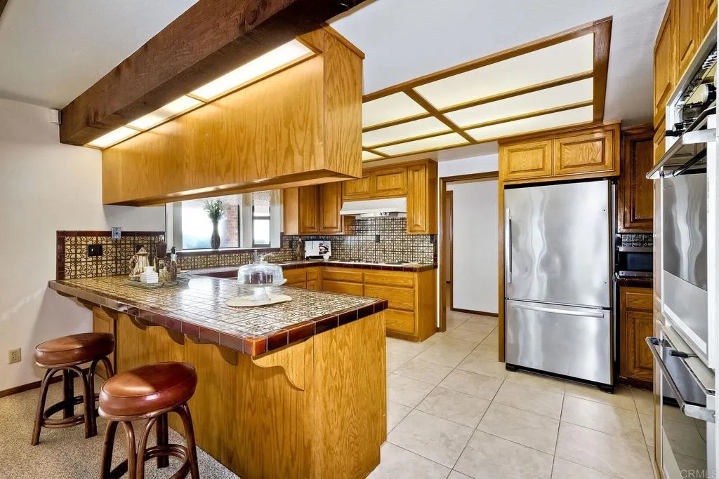 576 Camino De La Cima, San Marcos, CA, 92078