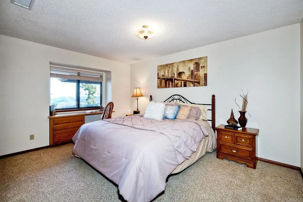 576 Camino De La Cima, San Marcos, CA, 92078