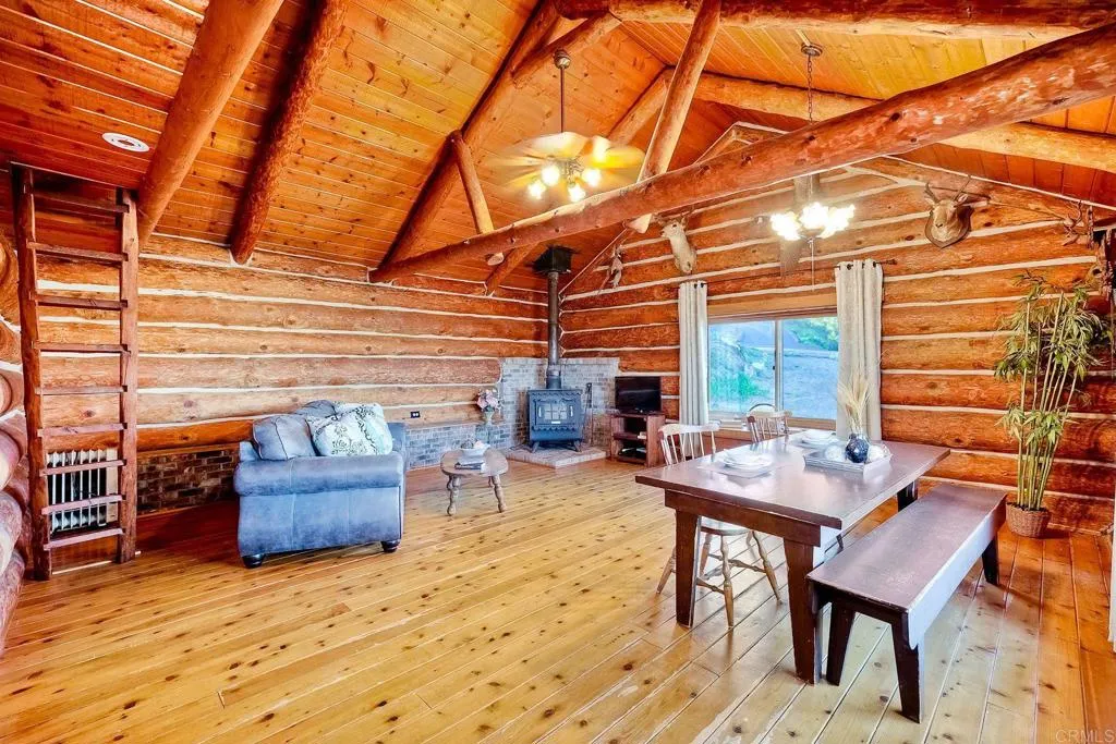 576 Camino De La Cima, San Marcos, CA, 92078