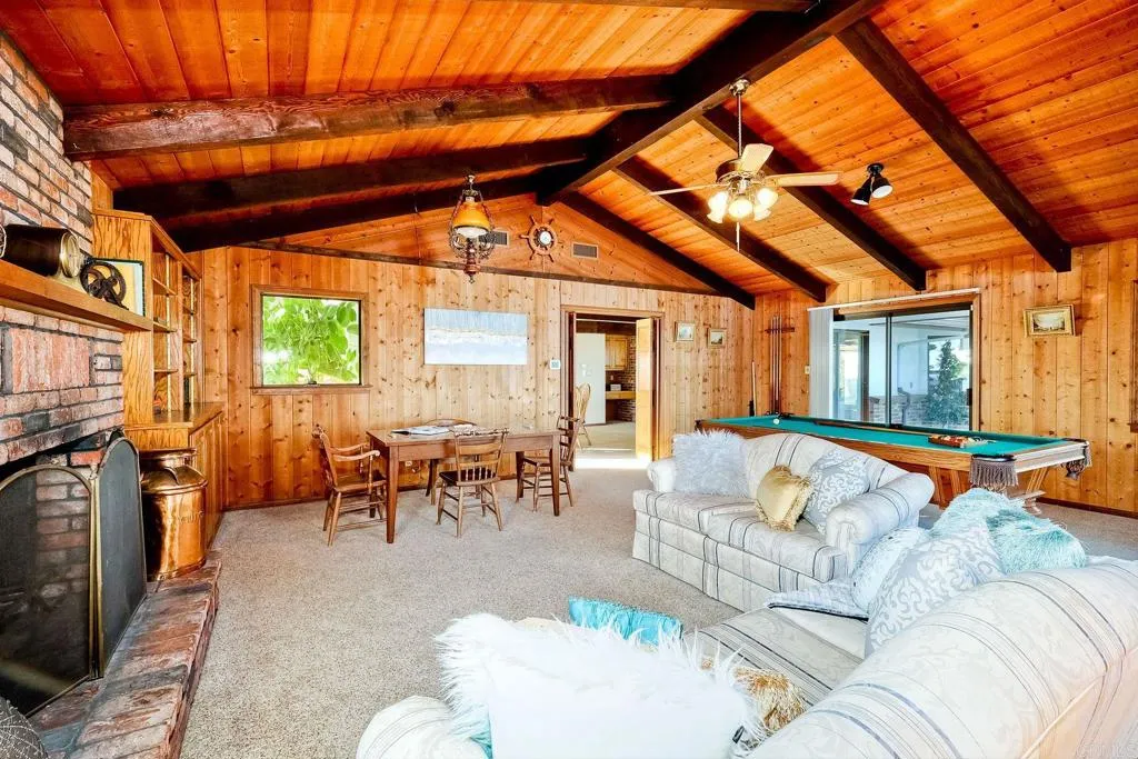 576 Camino De La Cima, San Marcos, CA, 92078