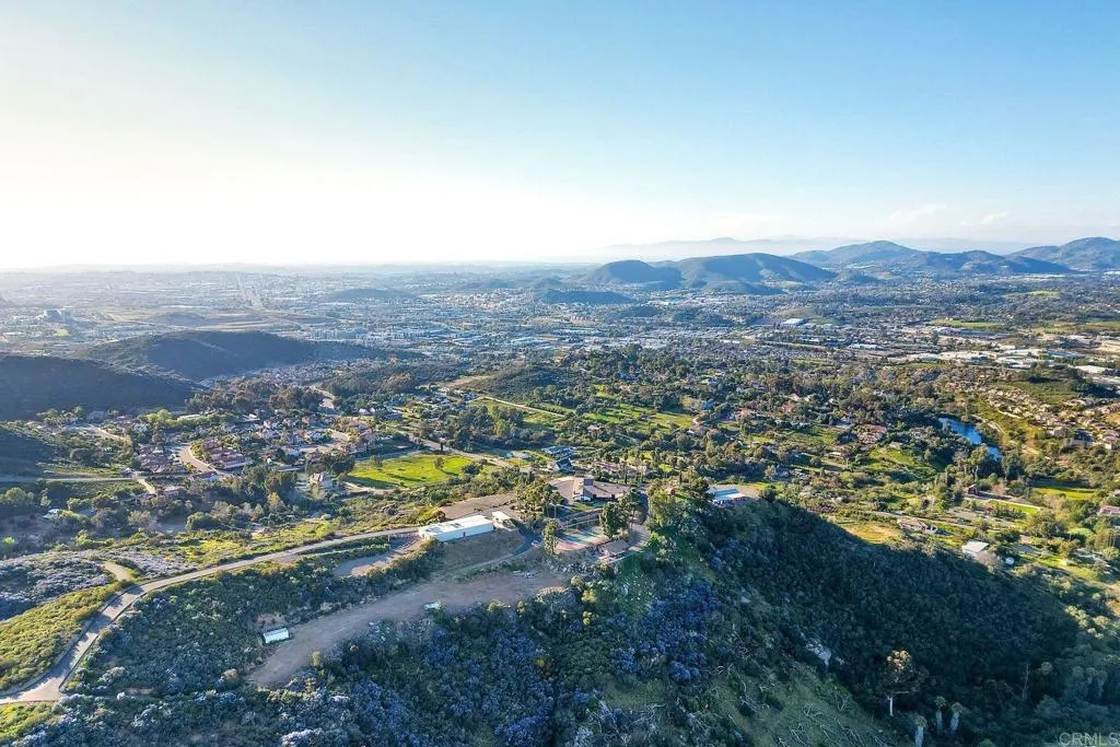 576 Camino De La Cima, San Marcos, CA, 92078