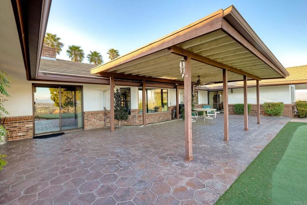 576 Camino De La Cima, San Marcos, CA, 92078