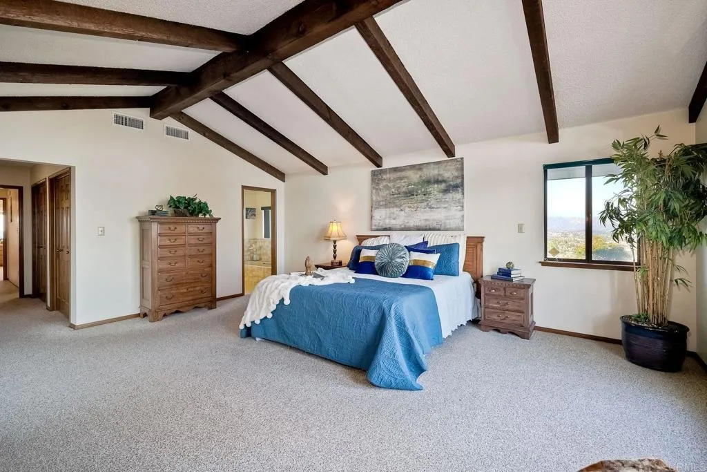 576 Camino De La Cima, San Marcos, CA, 92078