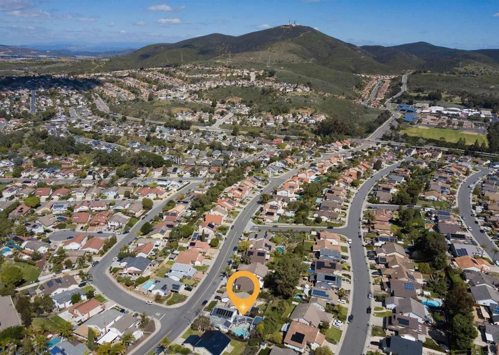 https://cdn.realtyfeed.com/cdn/127/306118408/bafac76dee068c8b4d56c16f65b84454.webp
