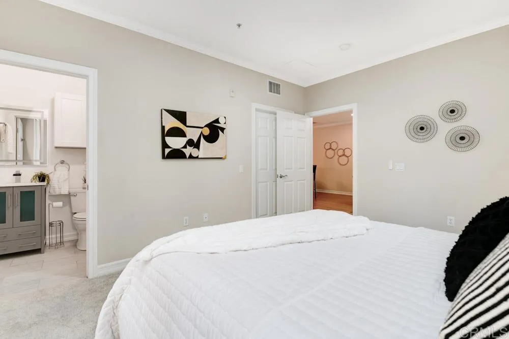 https://cdn.realtyfeed.com/cdn/127/306120312/e4dcea9408d6254df02a93c6d9a15ac7.webp
