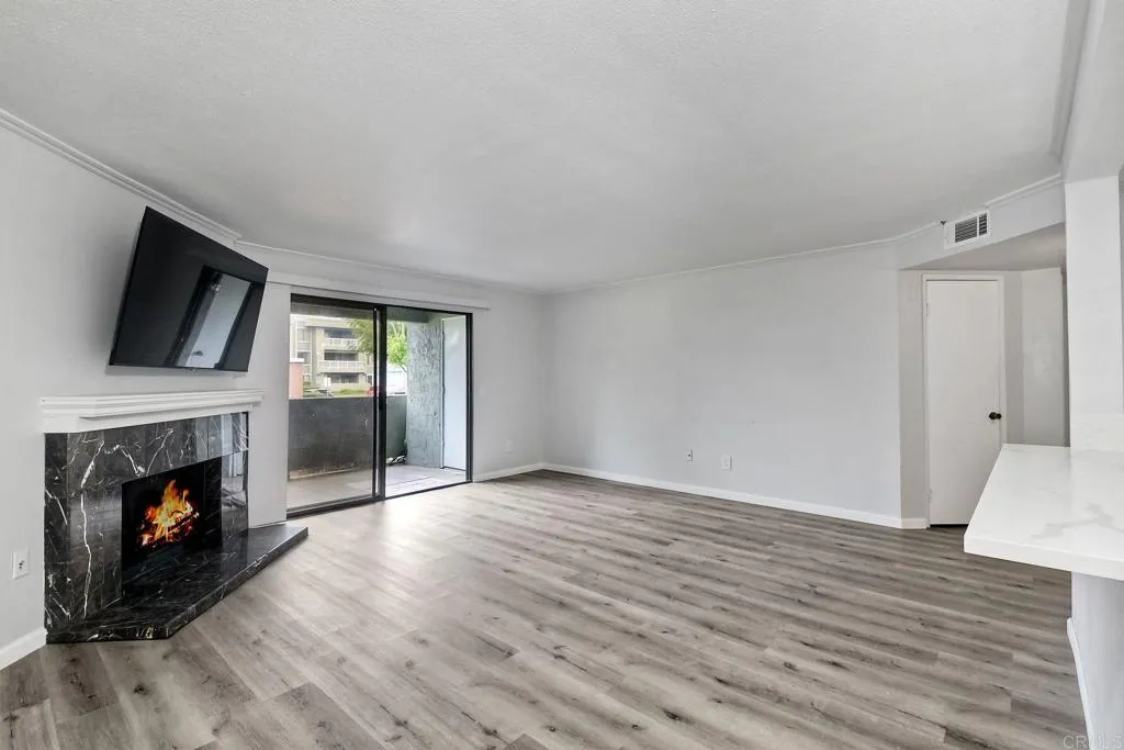 https://cdn.realtyfeed.com/cdn/127/306120385/2b58bb3cfa098d3b38a638dd91186a98.webp