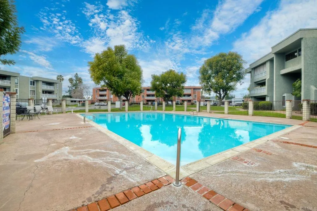 https://cdn.realtyfeed.com/cdn/127/306120385/42ff9a8d20923a5beaf297a890d5edd6.webp