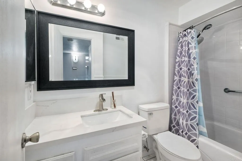 https://cdn.realtyfeed.com/cdn/127/306120385/547a472abb7fa4a5a13f46605b182621.webp