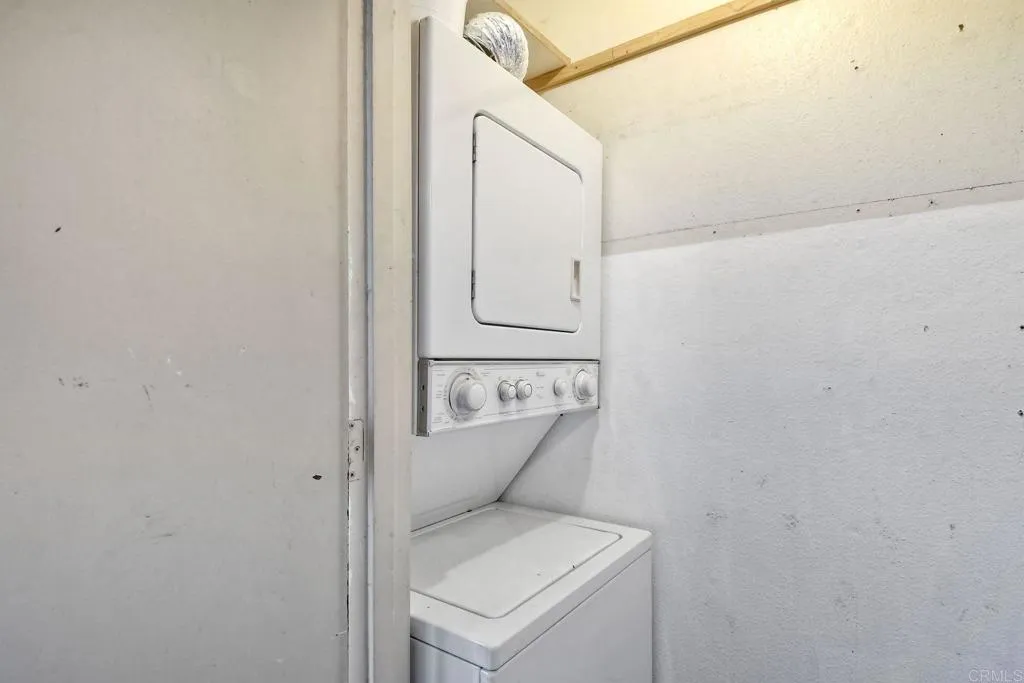 https://cdn.realtyfeed.com/cdn/127/306120385/54a40f2322d2f4079ec435d8e72826f1.webp