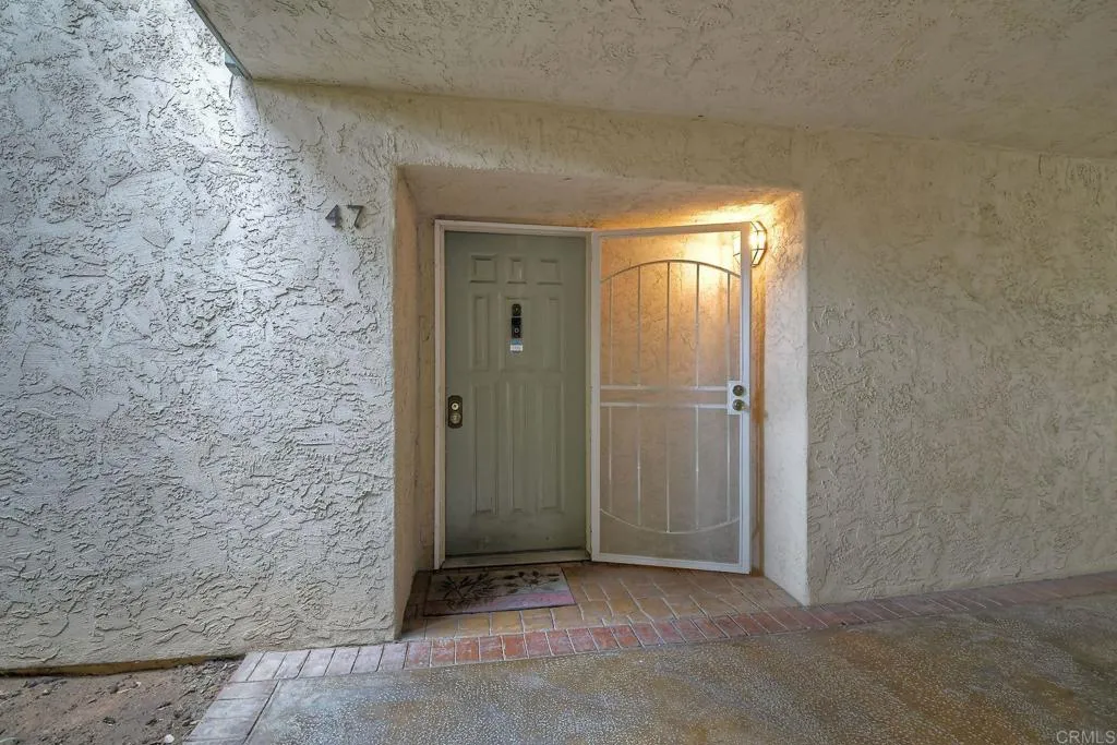 https://cdn.realtyfeed.com/cdn/127/306120385/9ff27828487c34d693ea8d2c42642825.webp