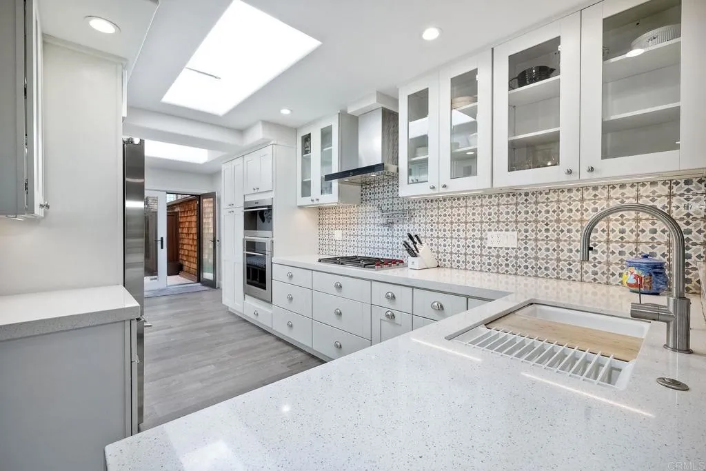 Photo #5: NDP2402078 Listing 
