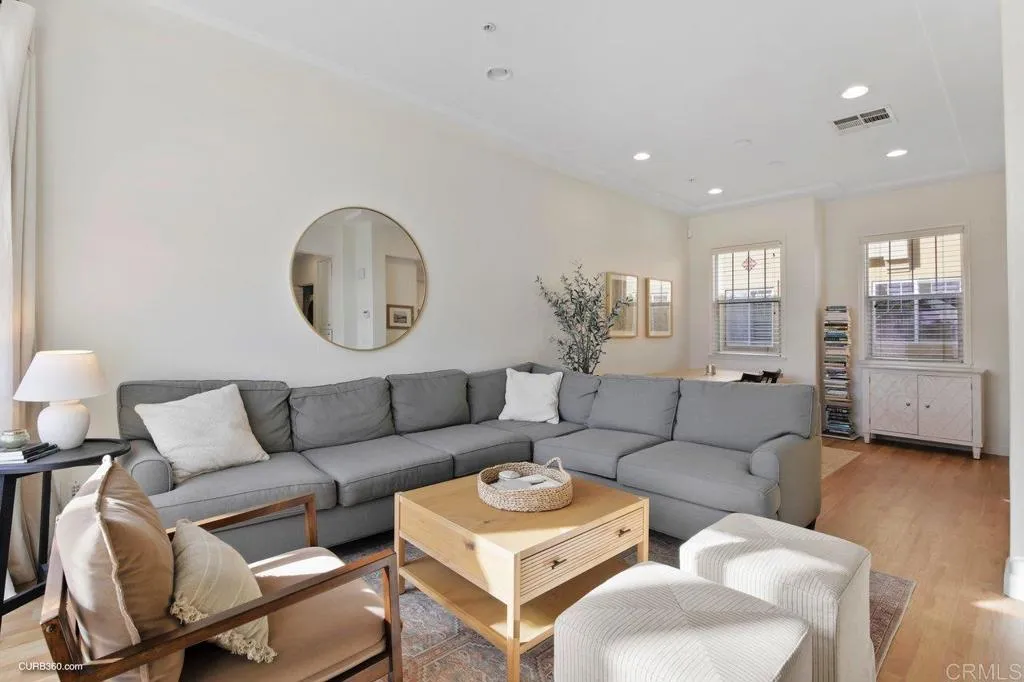 Photo #4: PTP2401439 Listing 