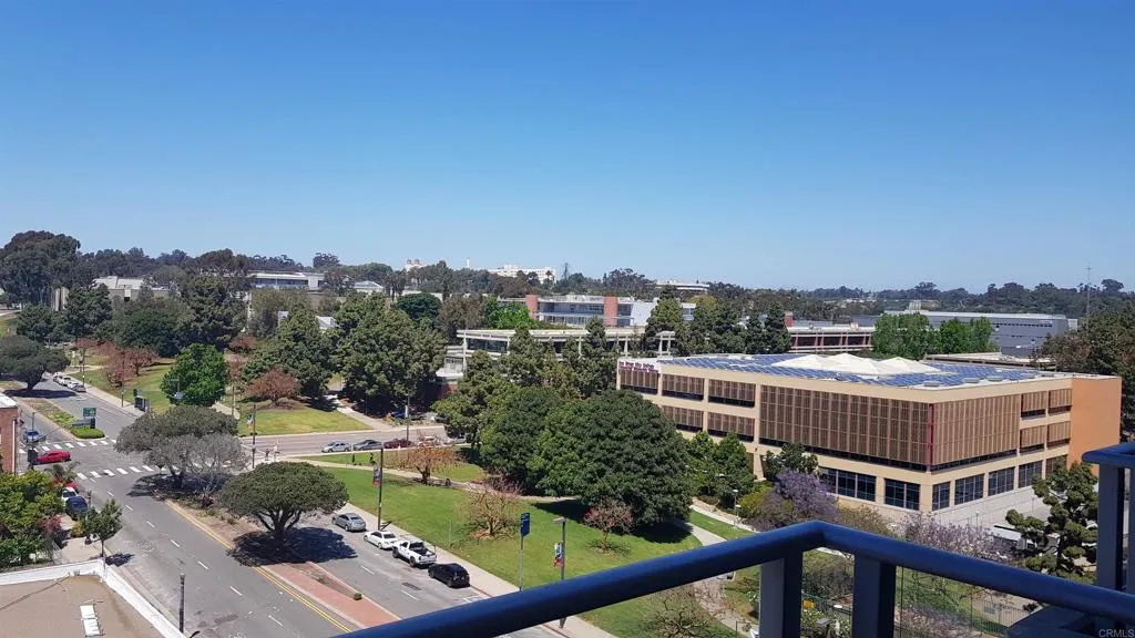 https://cdn.realtyfeed.com/cdn/127/306126065/cf0a6590331c667916c407405731f7c9.webp