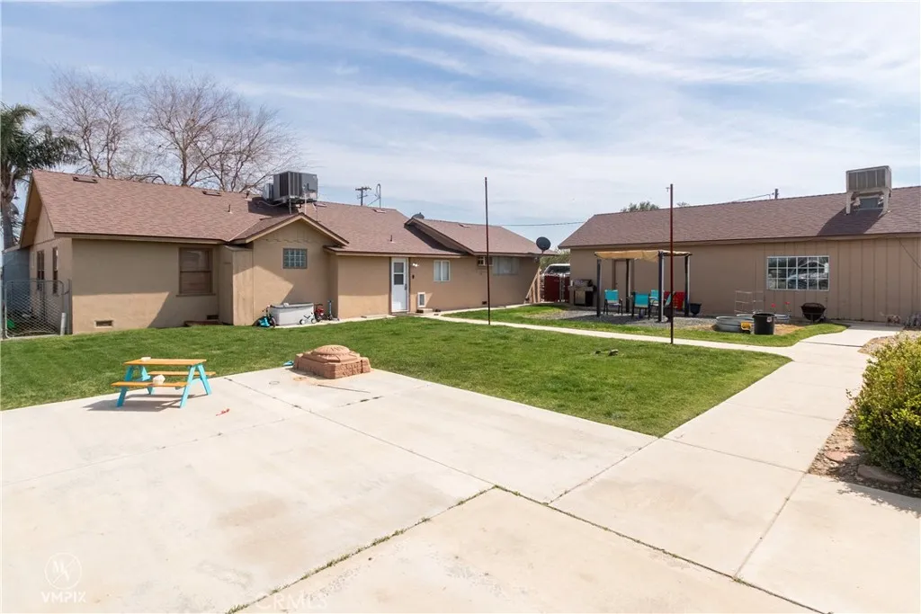 11697 Melcher, Mcfarland, Ca 93250 - Photo 4 of 50, Mcfarland, CA