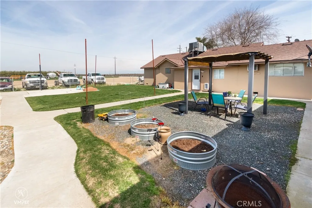 11697 Melcher, Mcfarland, Ca 93250 - Photo 5 of 50, Mcfarland, CA
