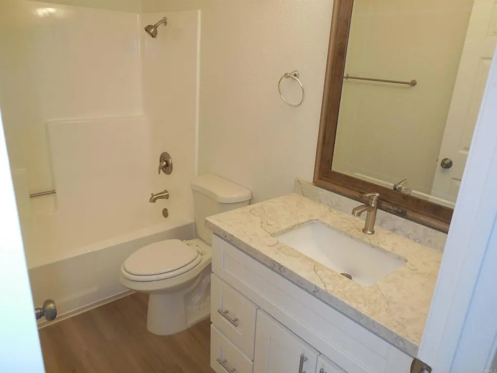 Photo #5: NDP2402374 Listing 