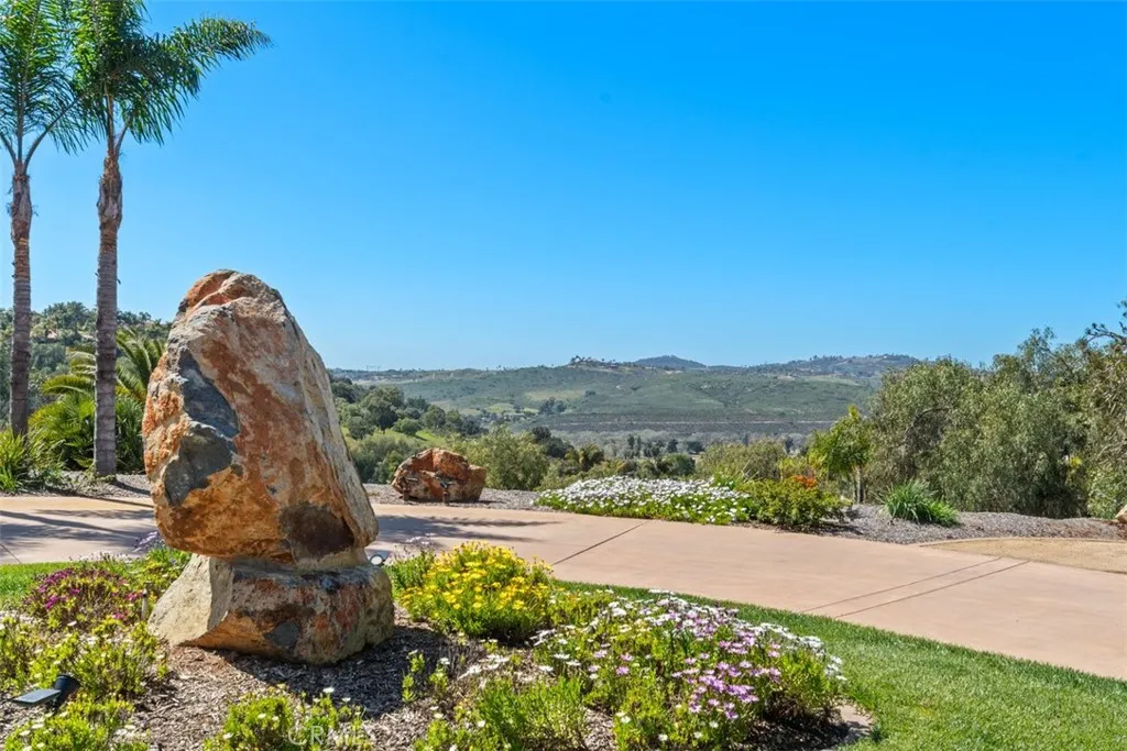 https://cdn.realtyfeed.com/cdn/127/306130734/5667dd7df5095a25f6b76f0c417c0fb1.webp