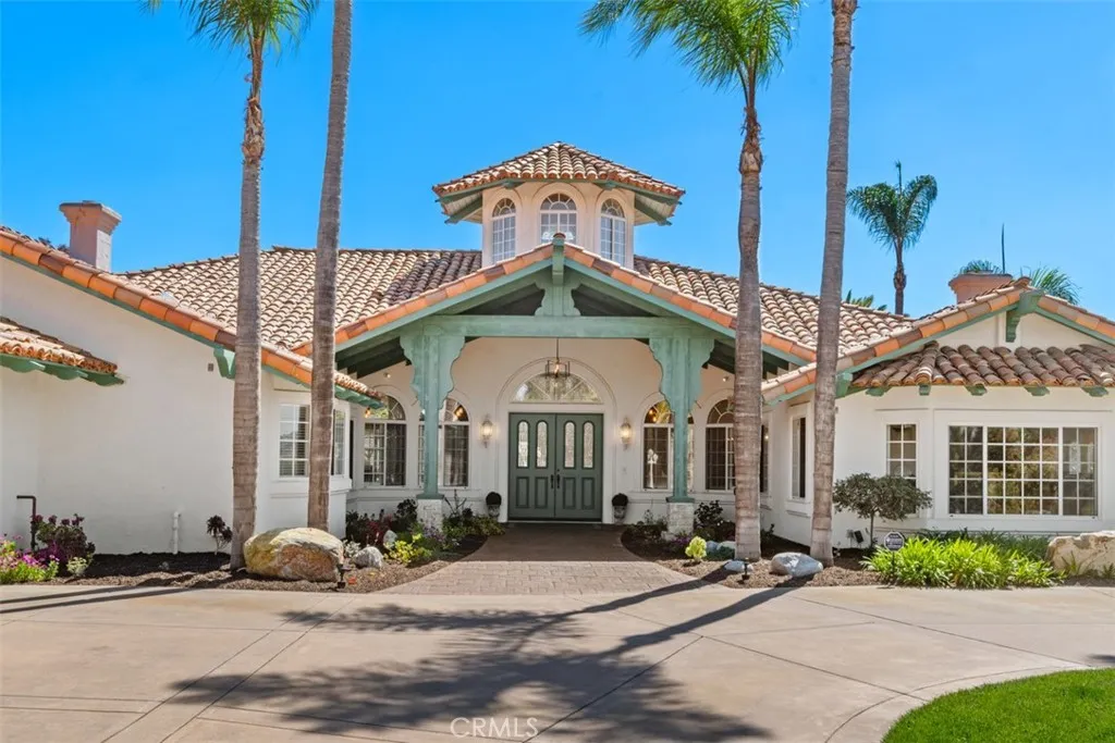 https://cdn.realtyfeed.com/cdn/127/306130734/882f13dd418f5243096b5c11d501a241.webp