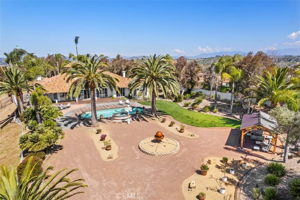 https://cdn.realtyfeed.com/cdn/127/306130734/d26aaee8c35641206174d9011e1b91e6.webp