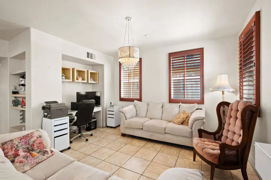 Photo #6: PTP2401677 Listing 