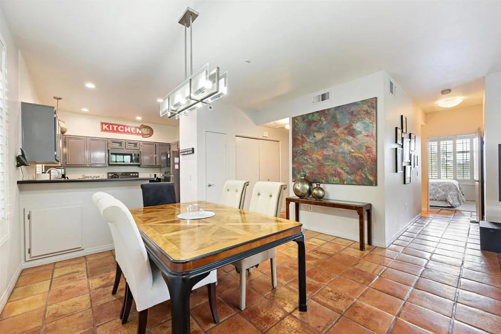 Photo #6: PTP2401721 Listing 