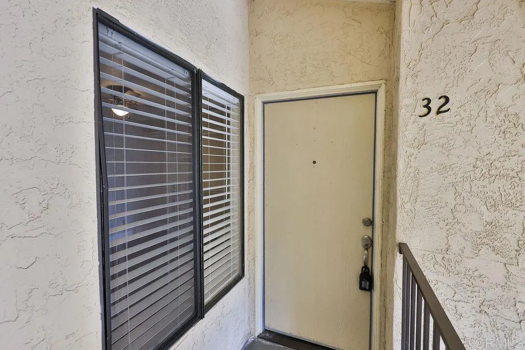 https://cdn.realtyfeed.com/cdn/127/306134744/0042bcd0463865abe0235fc3a6b190be.webp