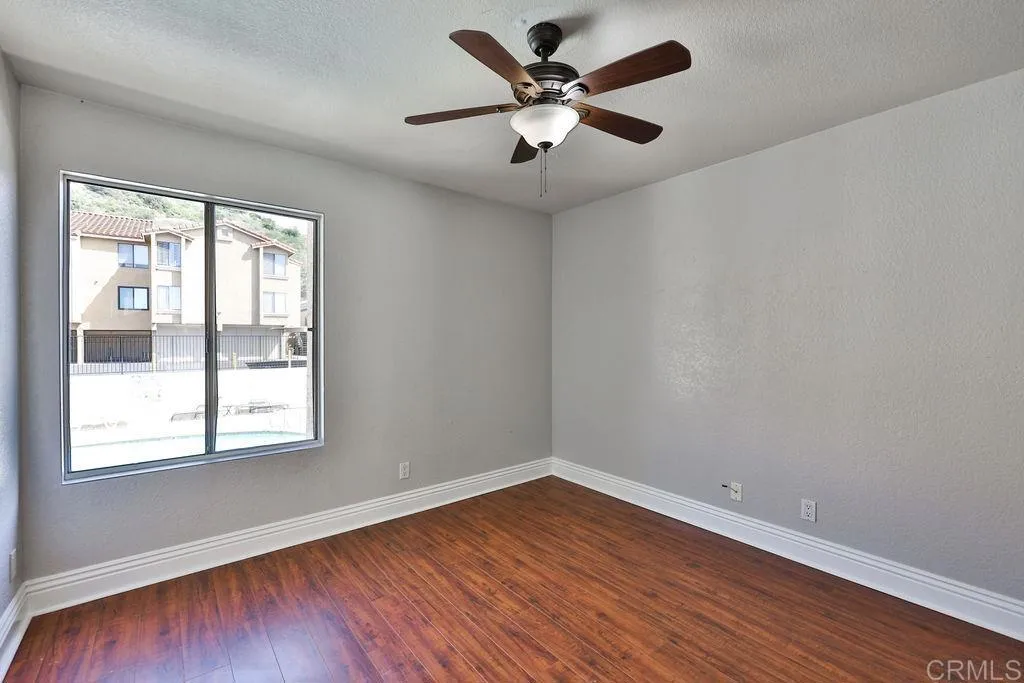 https://cdn.realtyfeed.com/cdn/127/306134744/a86e0aaa90915090b2515ce74985efd3.webp