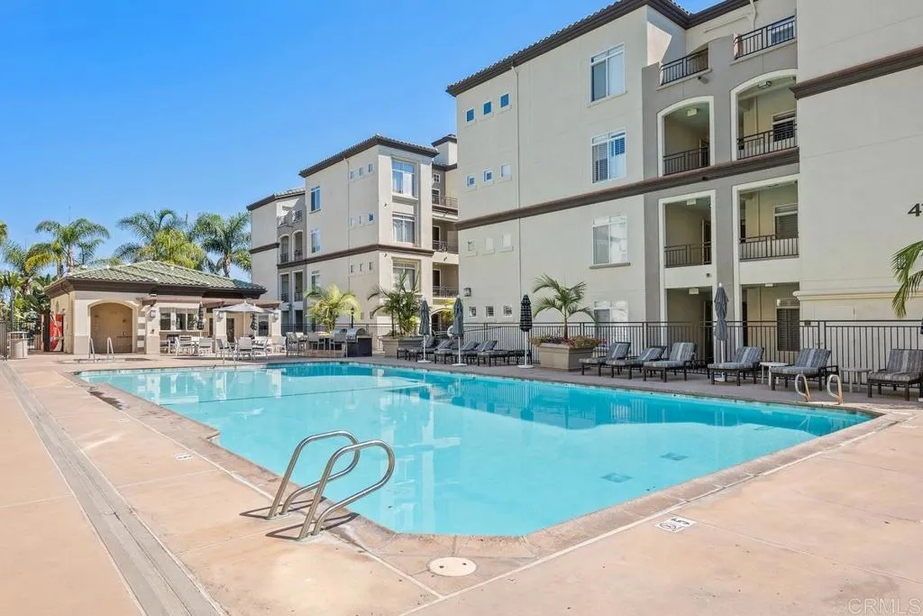 https://cdn.realtyfeed.com/cdn/127/306136031/2fc443868c207248d8f764ff1cf8b4ab.webp