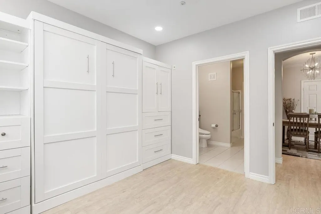 https://cdn.realtyfeed.com/cdn/127/306136031/565fb6d701bbe857486fed20df259a05.webp
