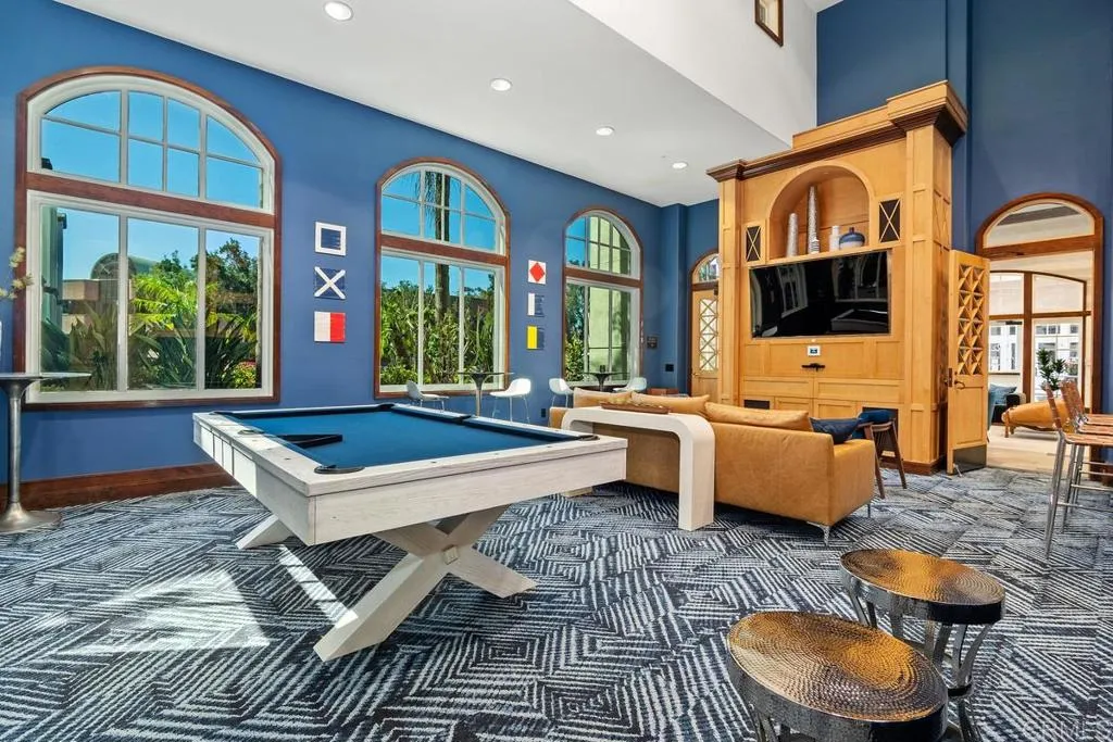 https://cdn.realtyfeed.com/cdn/127/306136031/74f1b7eec8914eb82af80b8f30a91d74.webp