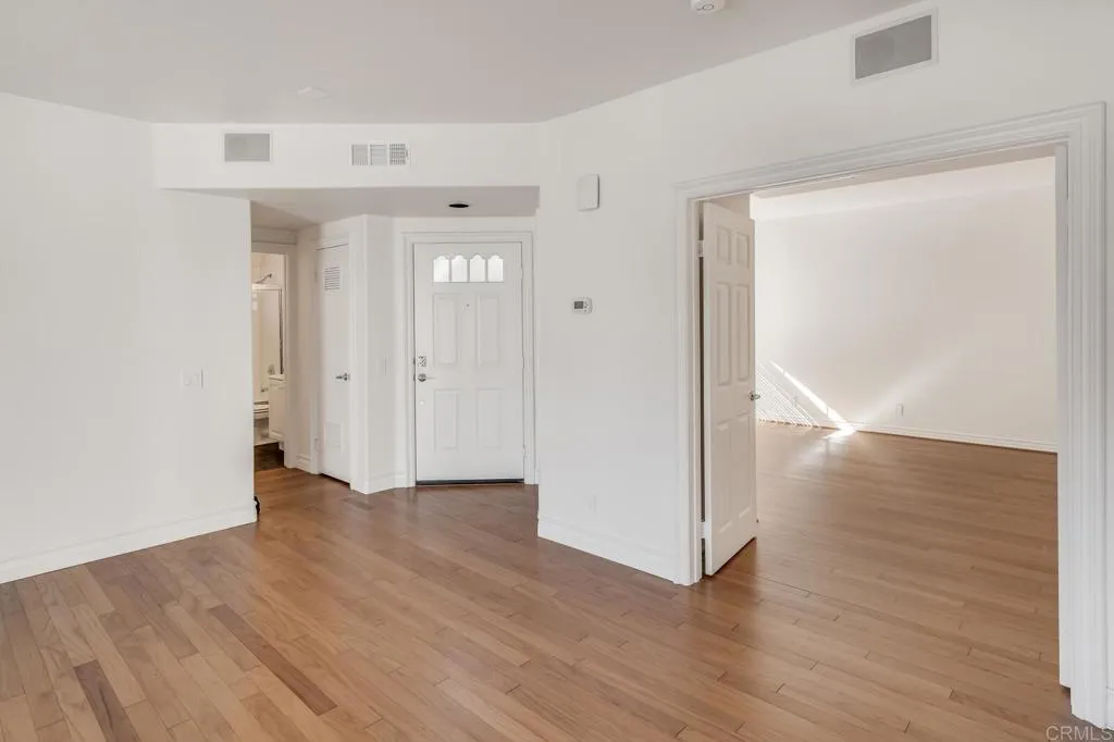 Photo #6: NDP2402720 Listing 