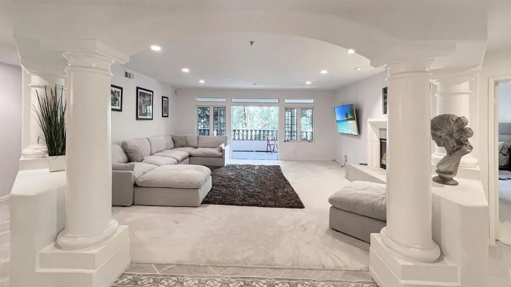 More Details about MLS # NDP2402722 : 2890 TORREY PINES RD