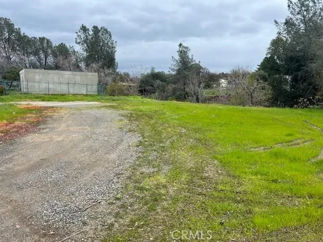 $750,000+