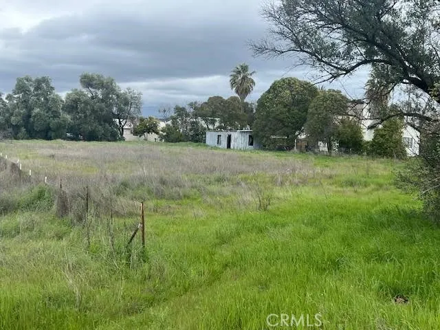 $750,000+