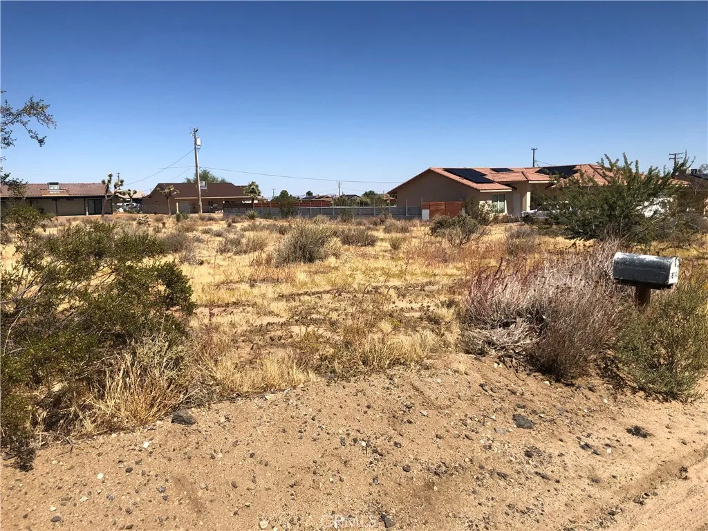 $750,000+