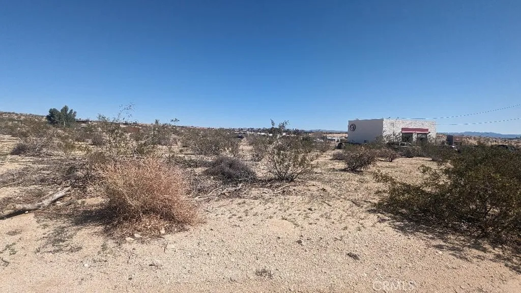 $750,000+