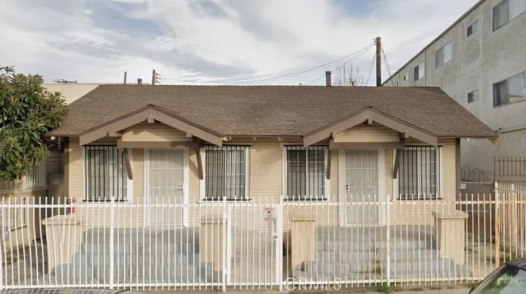 $750,000+