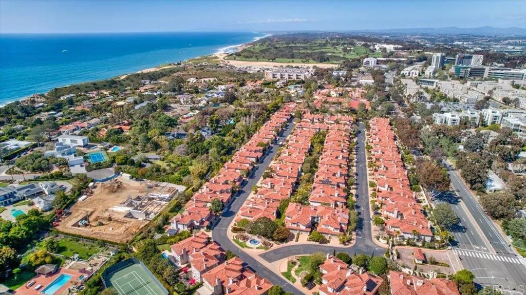 https://cdn.realtyfeed.com/cdn/127/306143587/5a3499e3e60610bc1eac1403704d952d.webp