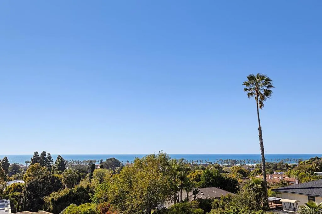 https://cdn.realtyfeed.com/cdn/127/306144169/13c74b605a1f8ed9bd7205d94ec3b90d.webp