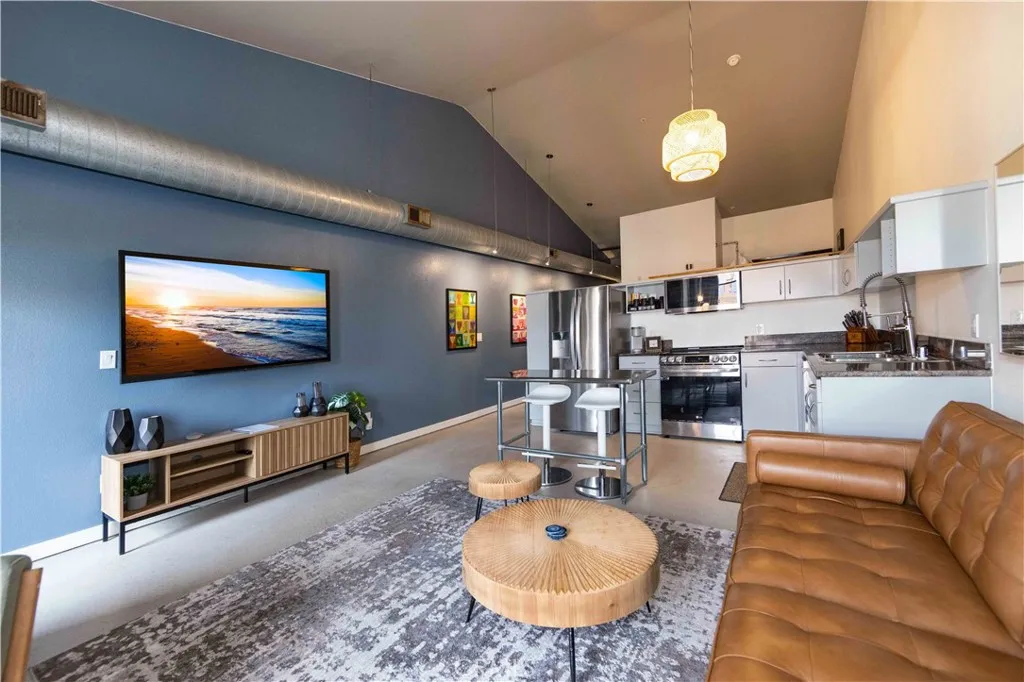 MLS: SW24073218 Condo For Sale