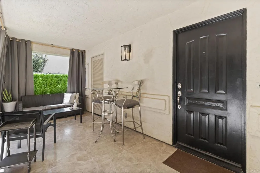 Photo #6: NDP2403088 Listing 